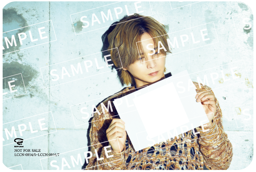 KOICHIDOMOTO_EL's tweet photo. #KOICHIDOMOTO　 
New Album「#RAISE」　 
先着特典ステッカー

【サイズ】54㎜×84㎜

💿ご予約はこちらから 
https://t.co/MApDKLEv3d https://t.co/4EZqbiDQ8I
