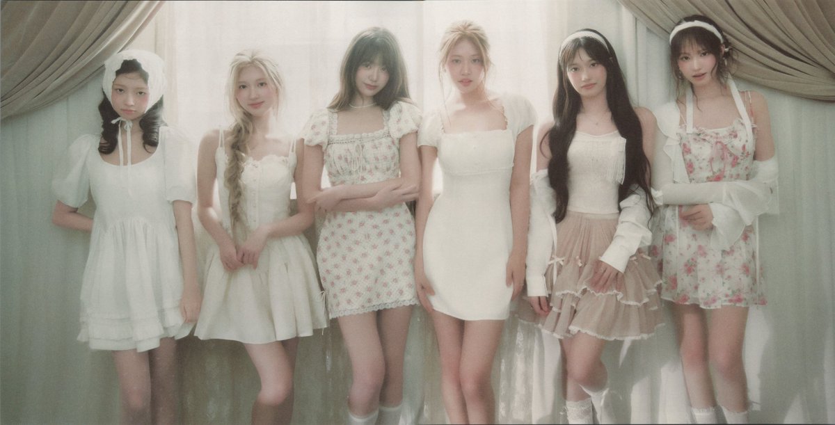 ALBUM SCAN] #아이브 #IVE IVE SECRET LOVED IVE ver. © mnl96029017