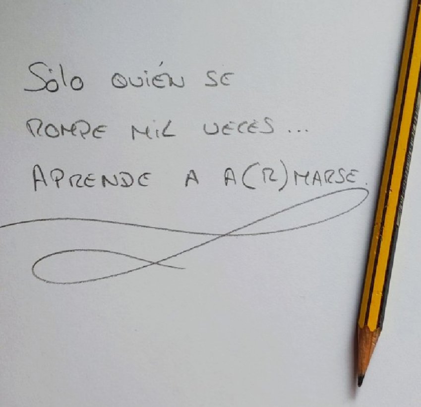 Pues eso,
que hoy es...

#martesdetuitsamano
#bondia