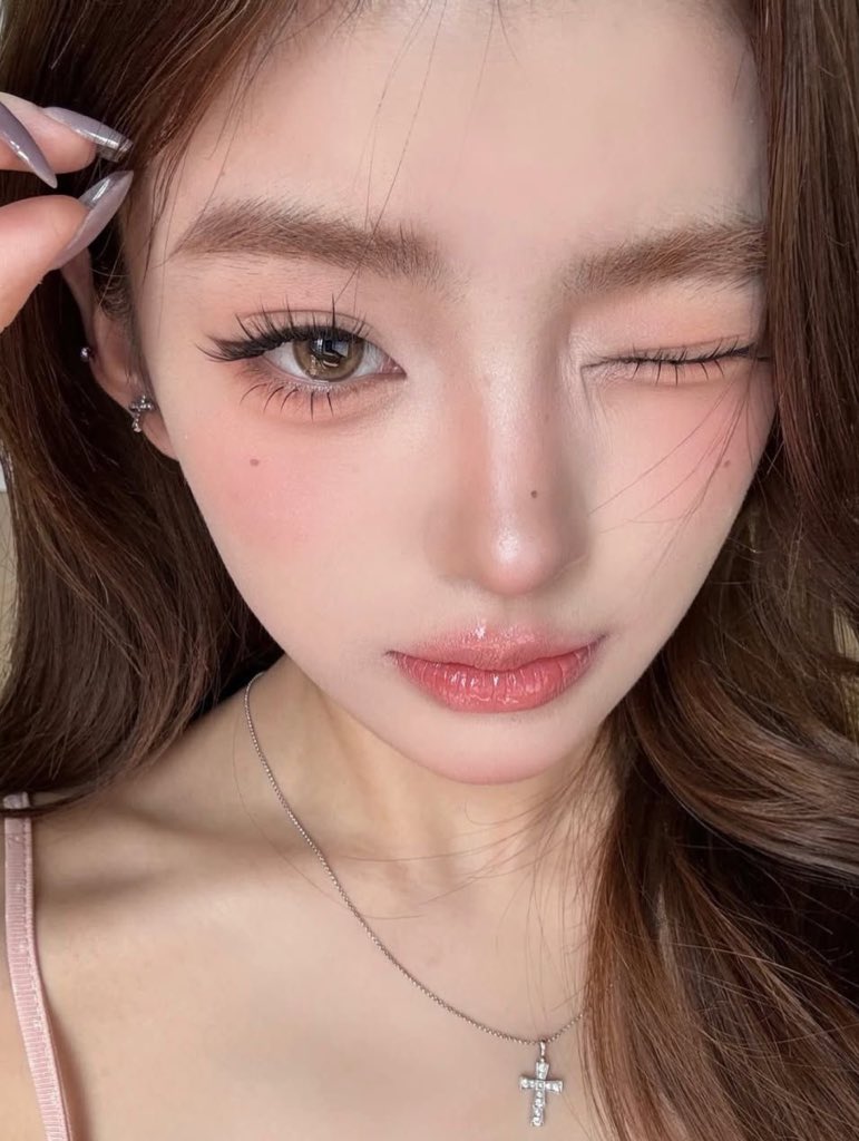 มัดรวมบลัชโทน peach pink🍑🎀 ส้มอมชมพูที่น่ารักมากก เป็นสีที่ผิวโทนไหนใช้ก็สวย แมชเมคอัพง่ายด้วยย

(รีวิว&amp;สวอททุกตัวในเธรดนะคะ)