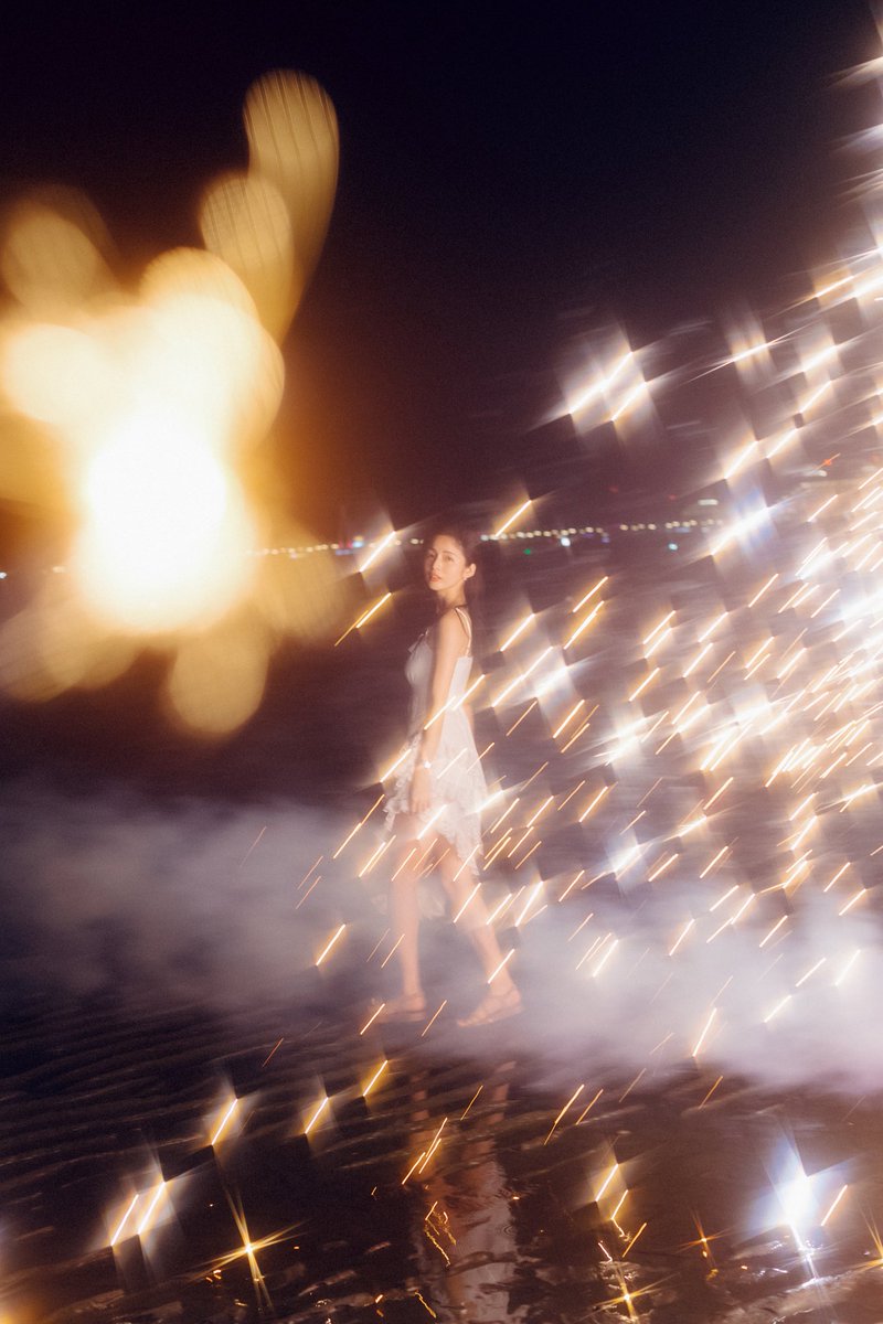 chen1chen816's tweet image. -
全程都被對著煙花的我🎆
但照片真的很美o(^_^)o
今年淡水的最後一場煙花完成了✔️

#煙火