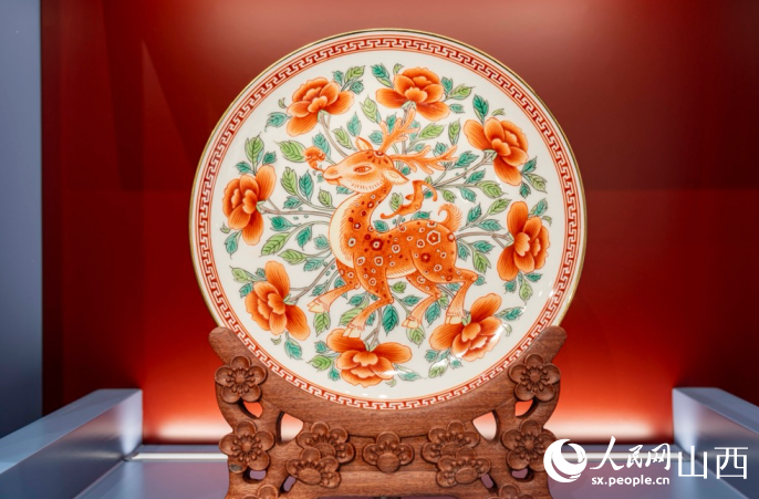 VoiceofPD's tweet image. Inheritors dedicated to reviving traditional porcelain in N China's Shanxi

Nestled in Bayi town, Shangdang district, Changzhi city, north #China's #Shanxi Province, the Bayi kiln is one of the earliest sites in China producing Honglyucai (red and green color) #porcelain.

More
