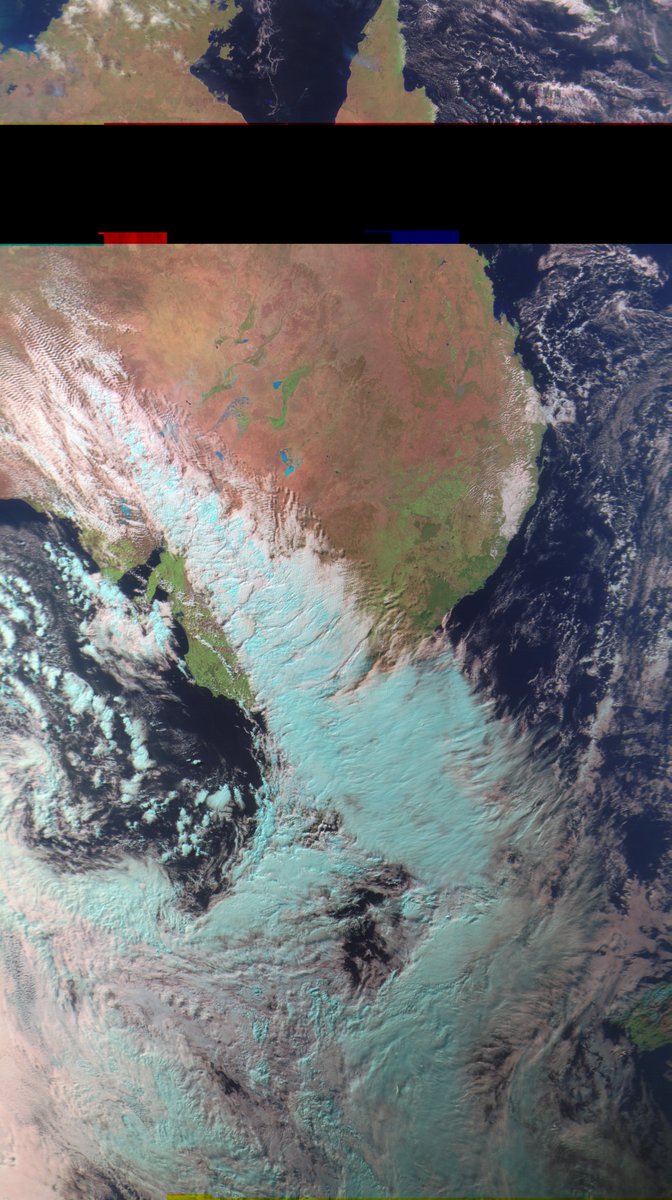 #MeteorMN2_4 afternoon composite 26 Aug AEST
#Satdump, #QFH, #Nooelec Noaa, #RTLSDR
A massive cold front is now starting to sweep though the lower parts of Australia.
#weather #LRPT #Satellite #Australia  #NewZealand