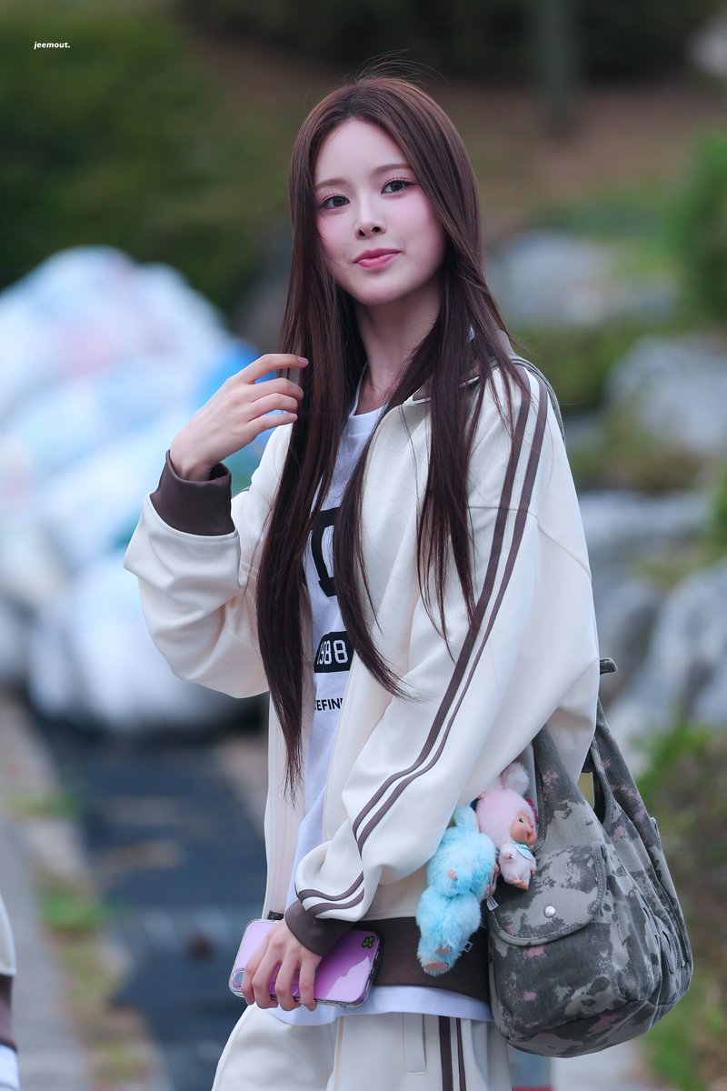 250825

#izna #이즈나 
#BANGJEEMIN #방지민 
#JEEMIN #지민