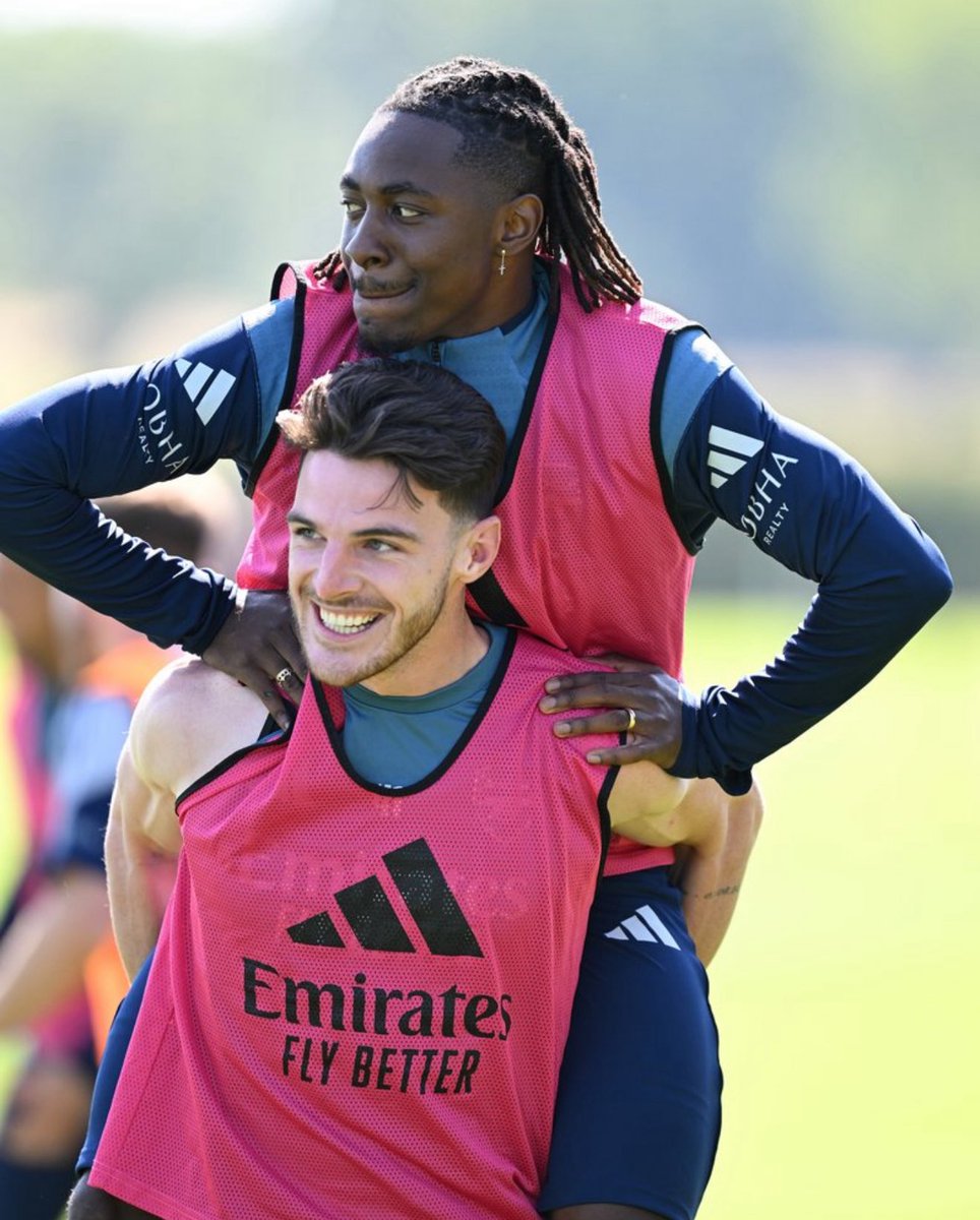 . <a href="/_DeclanRice/">Declan Rice</a> x <a href="/EbereEze10/">Ebere</a> 🔥