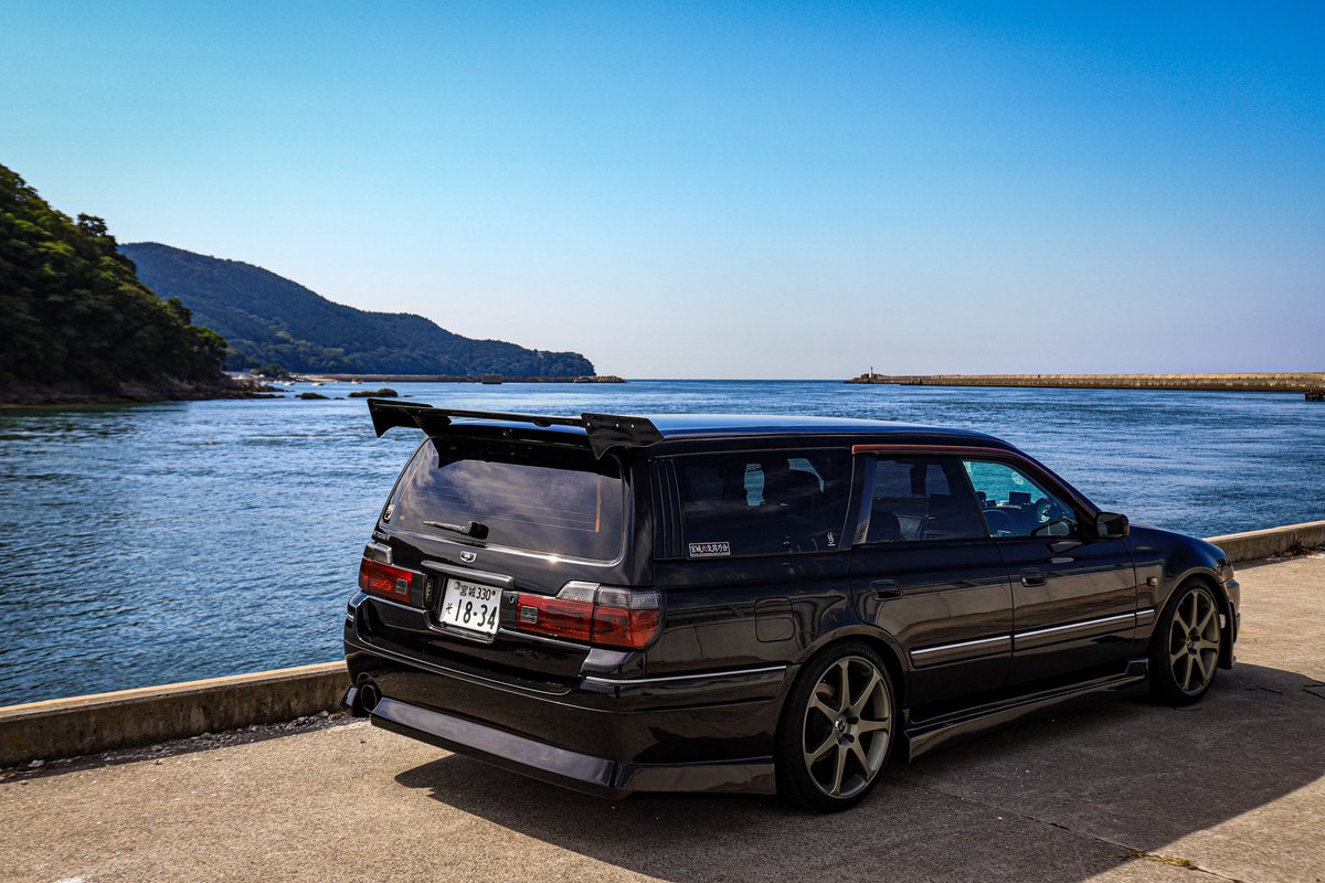 #とにかく日産ステージアを貼ろう

スカージアだけど許してねっ