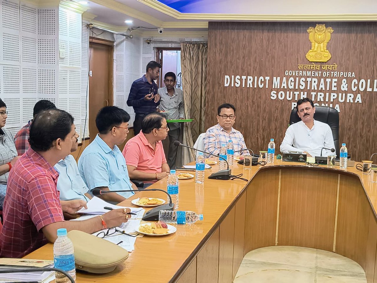 ✨ Empowering Daughters, Enriching Futures ✨
A preparatory meeting for the District-Level Workshop under Beti Bachao Beti Padhao was held on 26th Aug 2025 in Belonia, South Tripura, to promote gender equality &amp; girl child empowerment. 🌸📚👧
#BetiBachaoBetiPadhao #SouthTripura