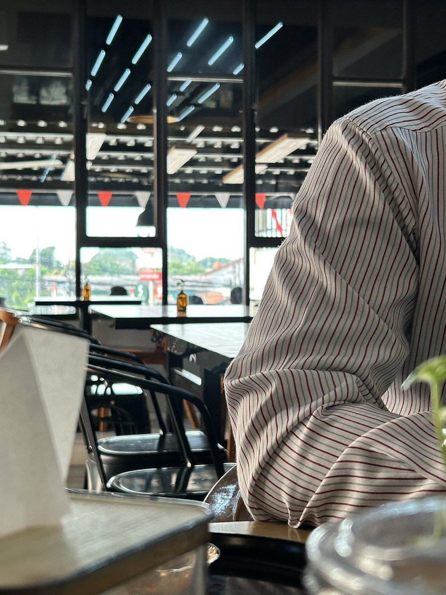 Day 1 me and my straight bro doing romantic work