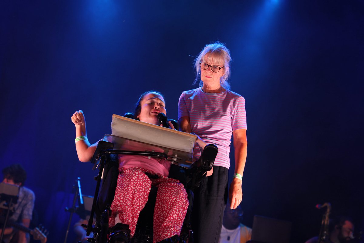 Robby Dee Media tweet media