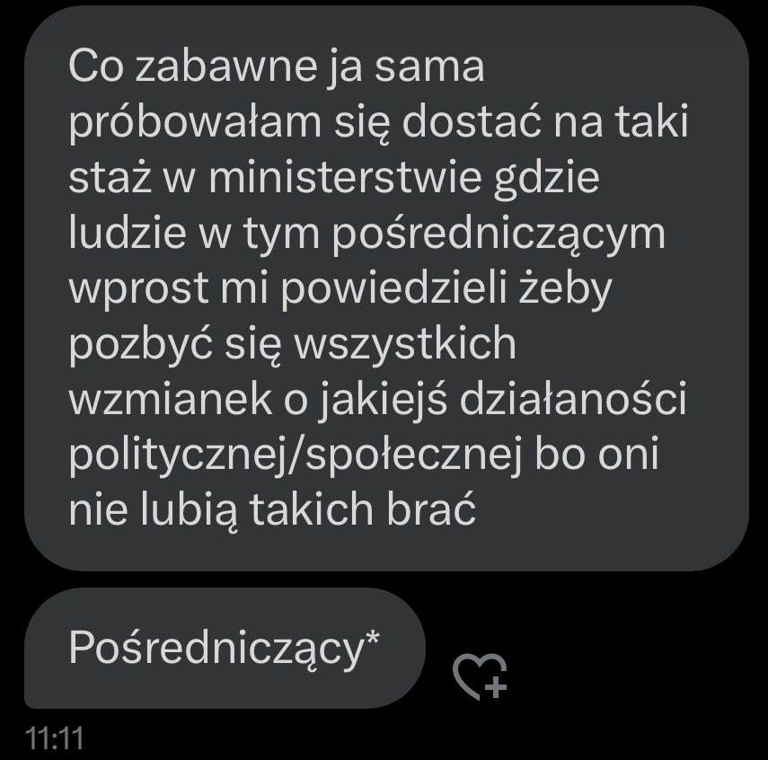 Młodzi chcą zdobywać doświadczenie w pracy na rzecz państwa, a obecna koalicja rządząca bierze tylko swoich teczkowych. Za PiSu złożyłem papiery na miesięczną praktykę w MRiTcie i nie było żadnego problemu z moimi poglądami.

To kto jest w końcu obozem demokratycznym?