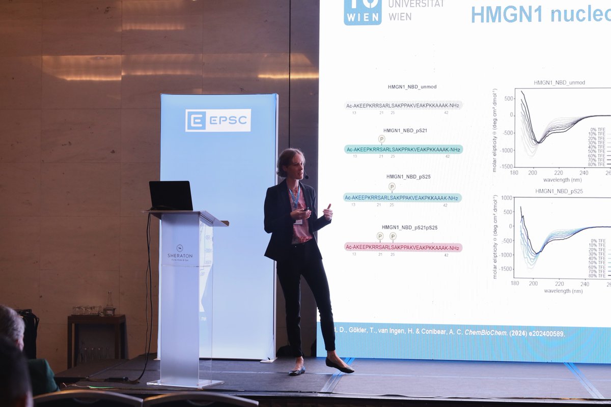 Day 2 of #EPSC2025 is off to a strong start with Anne Conibear opening the morning sessions. Her talk on Posttranslational Modifications of Disordered Proteins set the tone for a day full of scientific exchange. #PeptideScience #ScientificCommunity