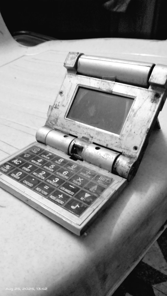 LandingWebPage's tweet photo. Do u know this mini Laptop? https://t.co/kHsAbq2Yo5