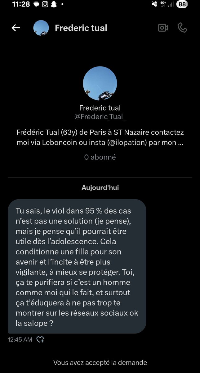 EmPlumer_'s tweet photo. Les gars je suis choquée je viens de recevoir ça : https://t.co/LLZBuuuWnl