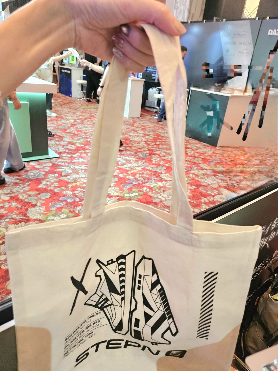 girl42671345's tweet image. 2日目も終了！
楽しかった～🙌😆🎶✨
全然他のブースに行く時間がなかったけど、会いに来てくれた皆様ありがとうございました💕

STEPNバッグも諦めてたのに無事GET✌
バベさん・メタさんありがとうございます☺️🙏

#WebX #STEPN #Match