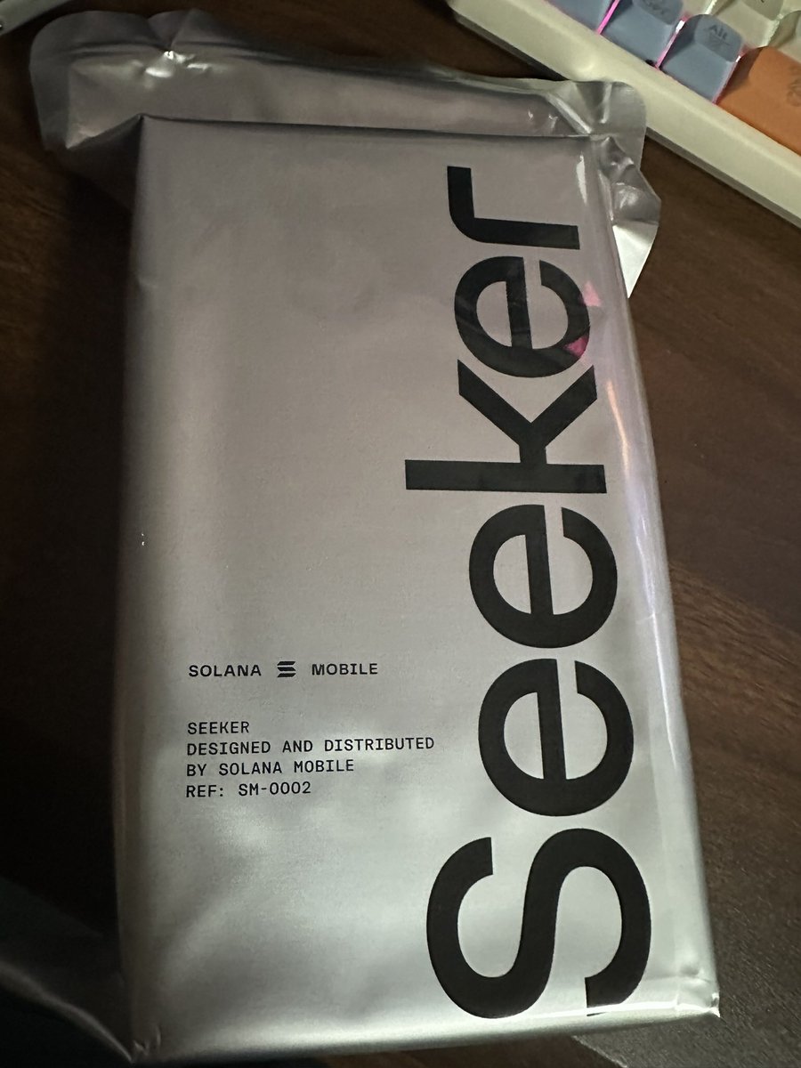 CryptoMark (@cryptomark88) on Twitter photo 收到<a href="/solanamobile/">Seeker | Solana Mobile</a> 手機了,很絲滑!相信除了之後的空投,還可以拿來當後備機。想起之前買過某J手機,除了體驗差,卡得不行,空投還被領了,純純的被割韭菜⋯🥹 收到<a href="/solanamobile/">Seeker | Solana Mobile</a> 手機了,很絲滑!相信除了之後的空投,還可以拿來當後備機。想起之前買過某J手機,除了體驗差,卡得不行,空投還被領了,純純的被割韭菜⋯🥹