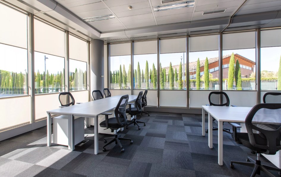 Workthere tweet media