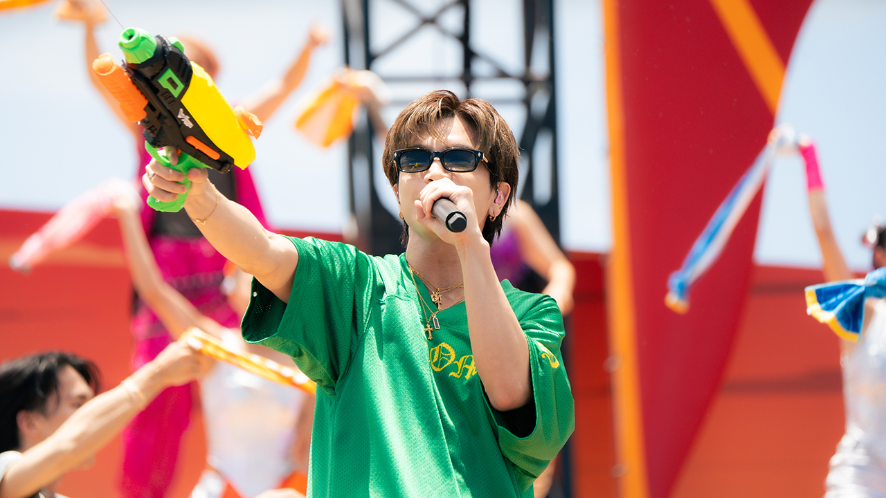 岩田剛典 グリッター 三代目JSB岩田剛典】が私服を纏い初登場！ 新しい挑戦だらけの