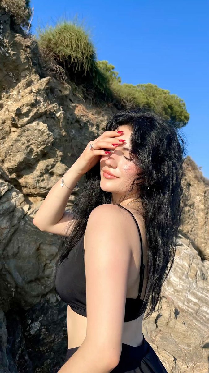 gulakurdistan0's tweet photo. ROJBAŞ günaydın yeni uyananlar buradamı. Bugün de iz bir harika ya siz nasılsınız. #rojbaş #depremoldu #LoveIsland
#Malazgirt #malazgirtzaferi1071 #sallandık #büyüktarruz #yks2025 #maslakacıbadem #nusretyilmaz #mesutsure #Iran https://t.co/rcpJSEvF7o