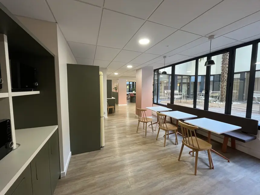 Courtier en réemploi : nouveau métier au service de l’économie circulaire du bâtiment: Le courtier en réemploi : un nouveau métier au service de l’économie circulaire du bâtiment Dans le… dlvr.it/TMhYZd #economiecirculaire #actualitécirculaire #AuvergneRhôneAlpes