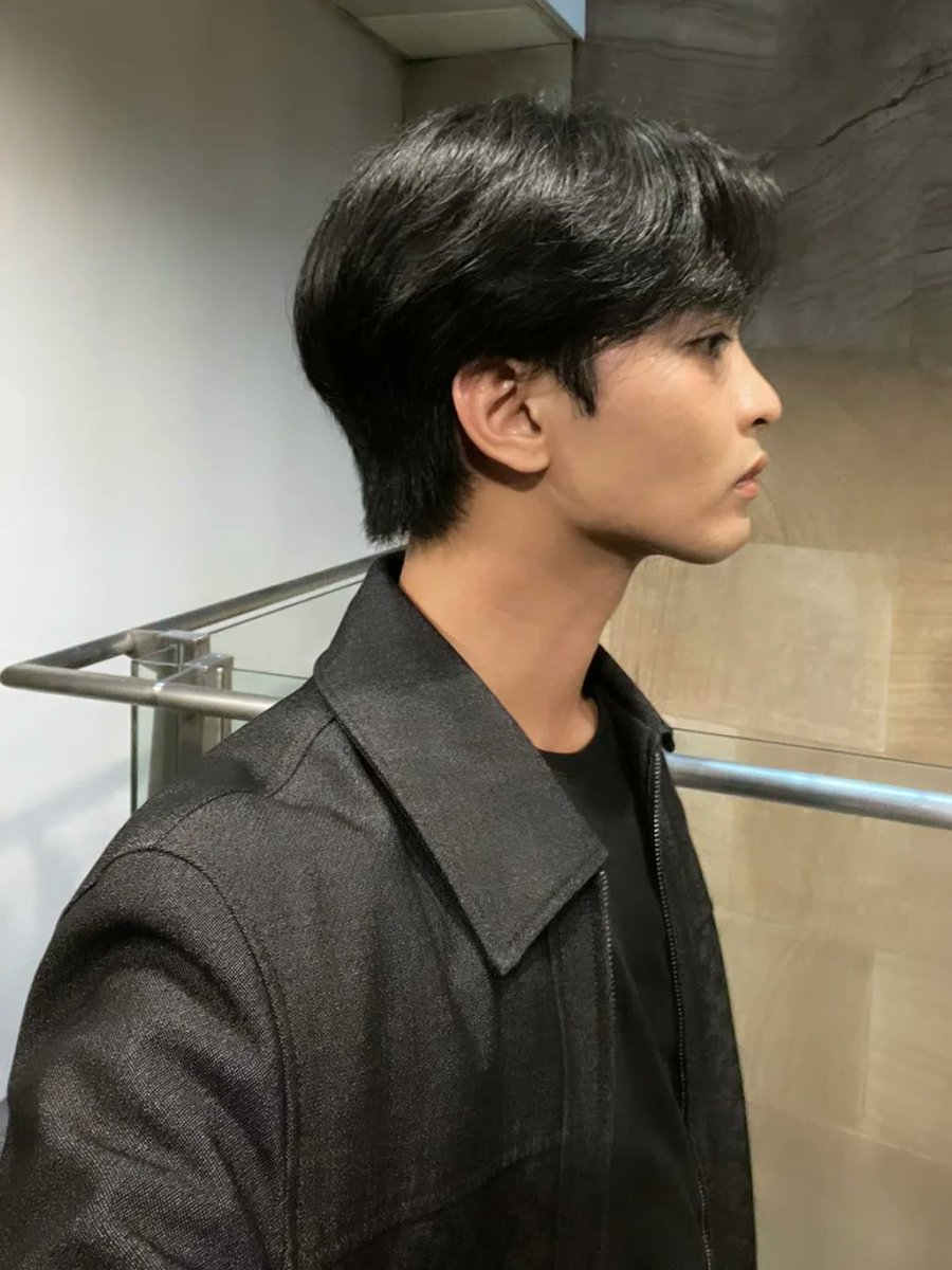 ASTER-AXIS
" AKLAS " is out now! 🎤🔥

#Aster_Talayag1stAlbum #PpopRise