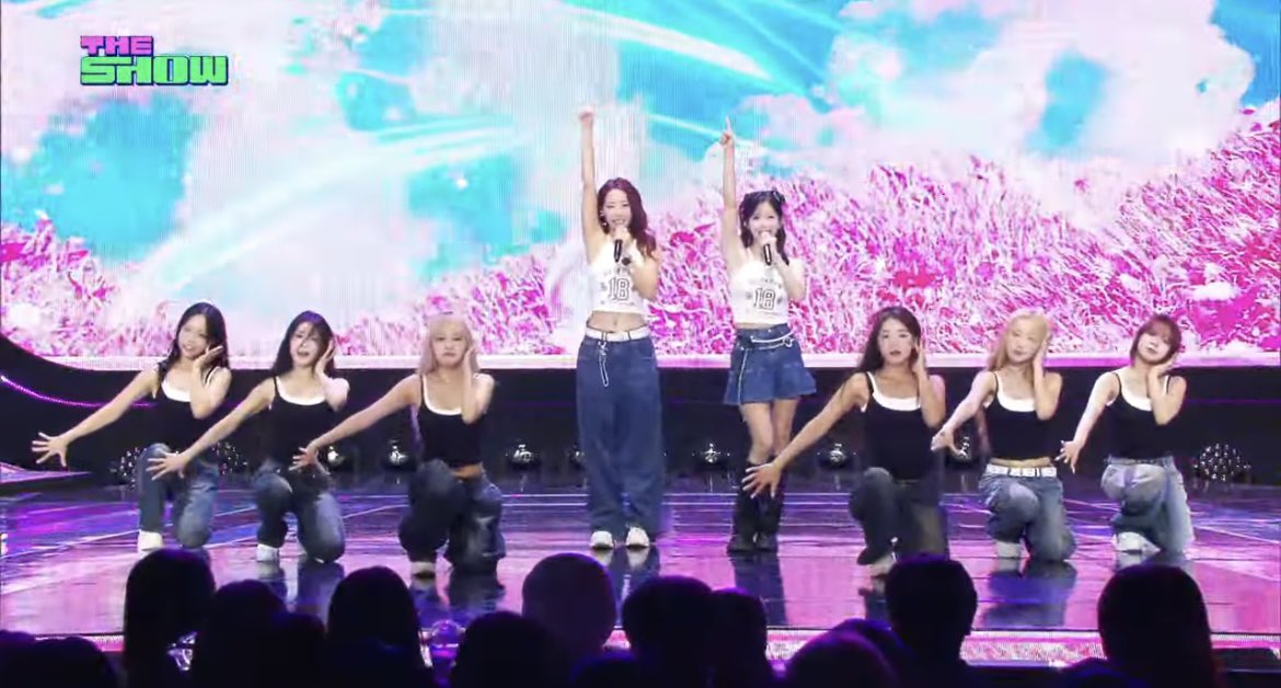 keitadj3's tweet photo. #RAINBOW18(ウリ、ヒョニョン)、THE SHOWでカムバック https://t.co/HBJoKIIlIm