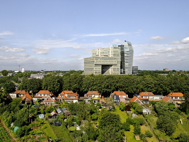 Expo: Metershoge foto’s tonen spanningsveld stad en natuur in Zwolle → rtvfocuszwolle.nl/expo-metershog…

#zwolle #nieuws #fotografie #expo #photographer #photograghy 

<a href="/verbeeldt/">DeStadVerbeeldt</a> <a href="/spoorzone038/">Spoorzone Zwolle</a> <a href="/Gemeente_Zwolle/">Gemeente Zwolle</a>