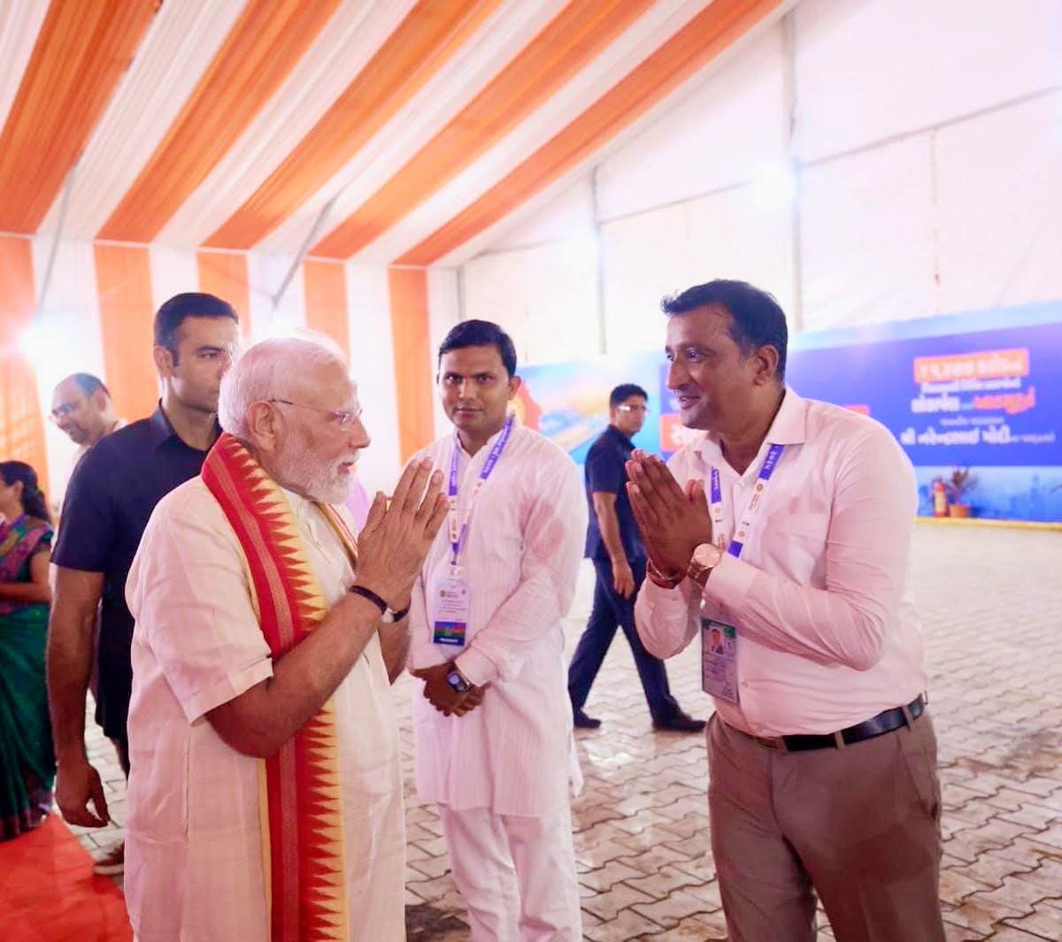 Pragnesh Patel (@pragneshpatelpb) on Twitter photo વૈશ્વિક નેતા
કરોડો દેશવાસીઓના પ્રેરણાસ્ત્રોત એવા દેશના યશસ્વી વડાપ્રધાન આદરણીય શ્રી <a href="/narendramodi/">Narendra Modi</a> સાહેબ સાથે અવિસ્મરણીય ક્ષણ.. વૈશ્વિક નેતા
કરોડો દેશવાસીઓના પ્રેરણાસ્ત્રોત એવા દેશના યશસ્વી વડાપ્રધાન આદરણીય શ્રી <a href="/narendramodi/">Narendra Modi</a> સાહેબ સાથે અવિસ્મરણીય ક્ષણ..