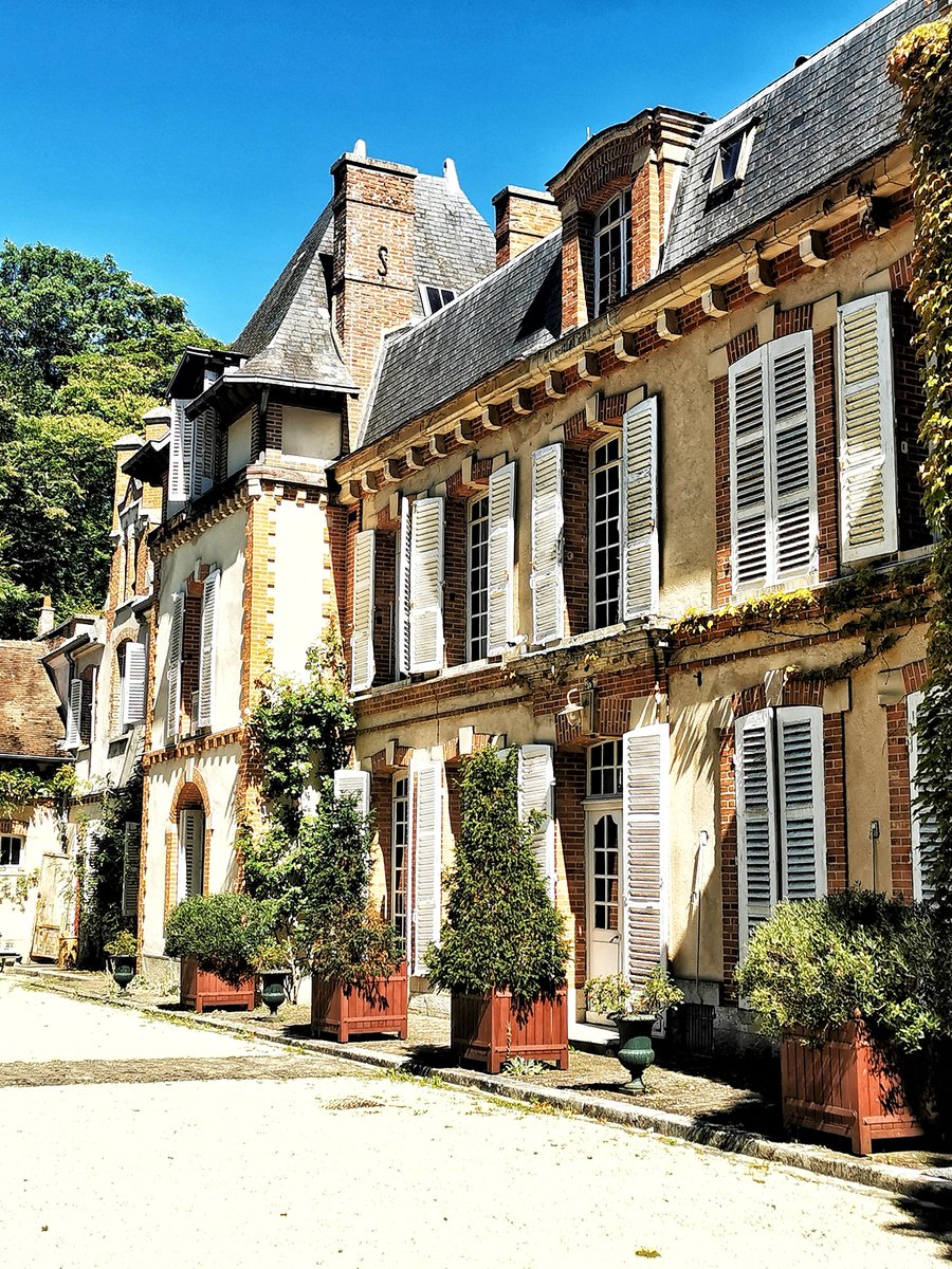 Ce coin là... Château Rosa Bonheur 👌👌