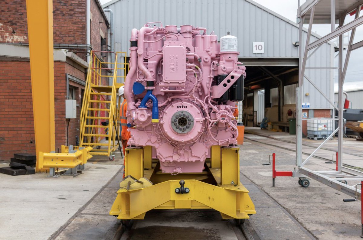 ScotRail's tweet photo. I'm gonna keep on dancing down in
West Holytown
I'm gonna keep on dancing at the
Pink Engine Club, Pink Engine Club 🎵 https://t.co/LPObXaMdNa
