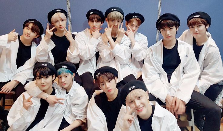 hyhakmin's tweet photo. idk if youve noticed it before but ive always seen that haknyeon smiles more than all the other members🥹 https://t.co/UV3CQWvYWQ
