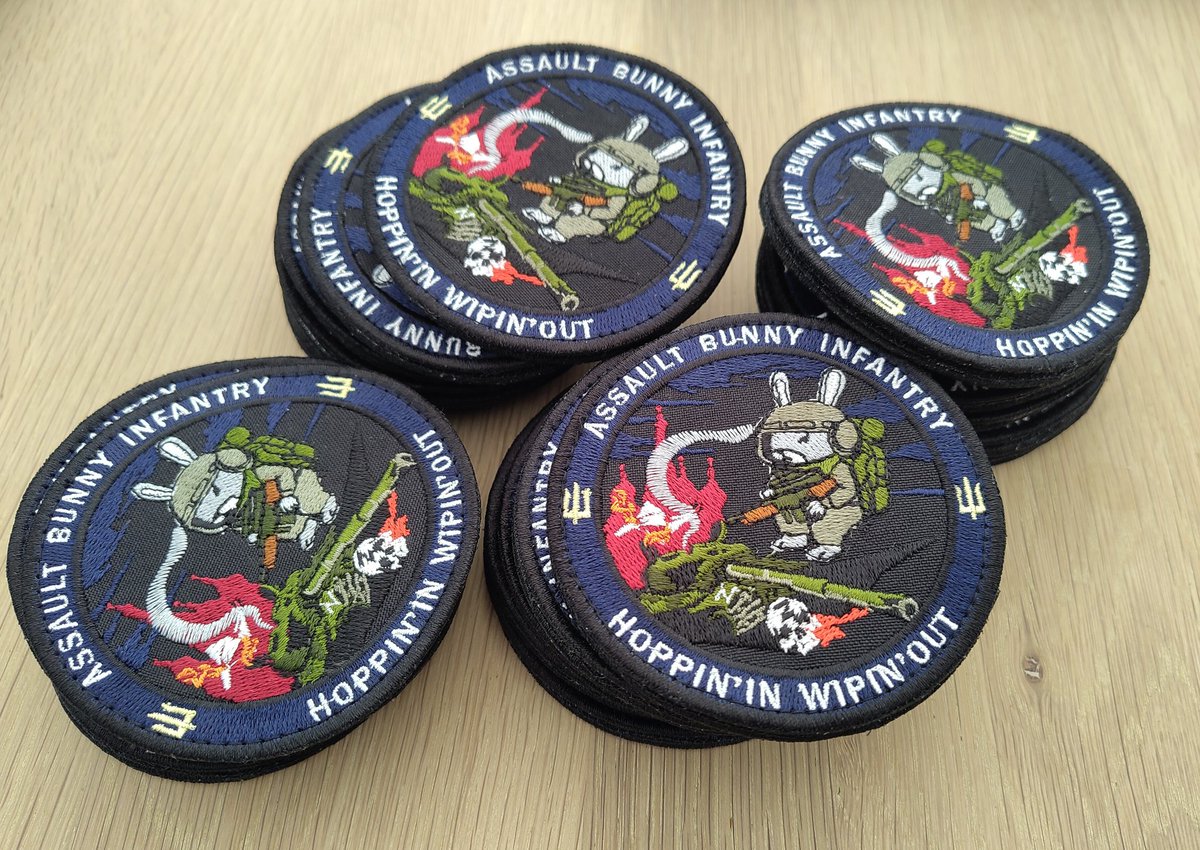 Attention please ‼️‼️

The first batch of the new Patch is available. 😍

If you like one, I would be very happy to get 15 € or more for a patch.
(Plus a little shipping fee)

Should you really want one, but don't have enough money, just let me know. 

💛🩵