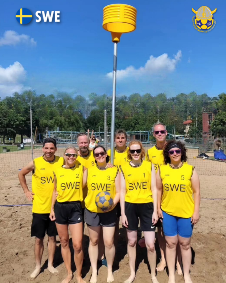korfball's tweet image. The final training sessions for the teams are underway as they prepare to travel to Sweden to compete in the IKF #BeachKorfball World Cup (Europe) 2025. 💪 #3DaysTogo @BeachKorfball #korfball

🏆 IKF #BKWC (Europe) 2025
🗓️ 29-30 Aug 📍 Stockholm, 🇸🇪 SWE
📰 korfball.sport/?p=41801