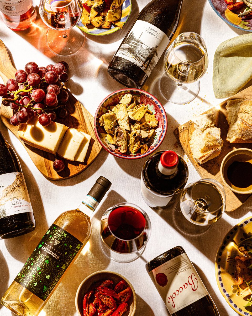 ✨ GIVEAWAY! ✨ One lucky member will win a Classic Fine Italian Reds Mixed Case! To enter:
👍 Like this post
💬 Who do you trust most for wine recs – a parent, a friend, or someone who’s shared their passion?

Ends Tue 2nd Sep 2025, 11:30am BST.
📌 TCs: bit.ly/4igEcMf