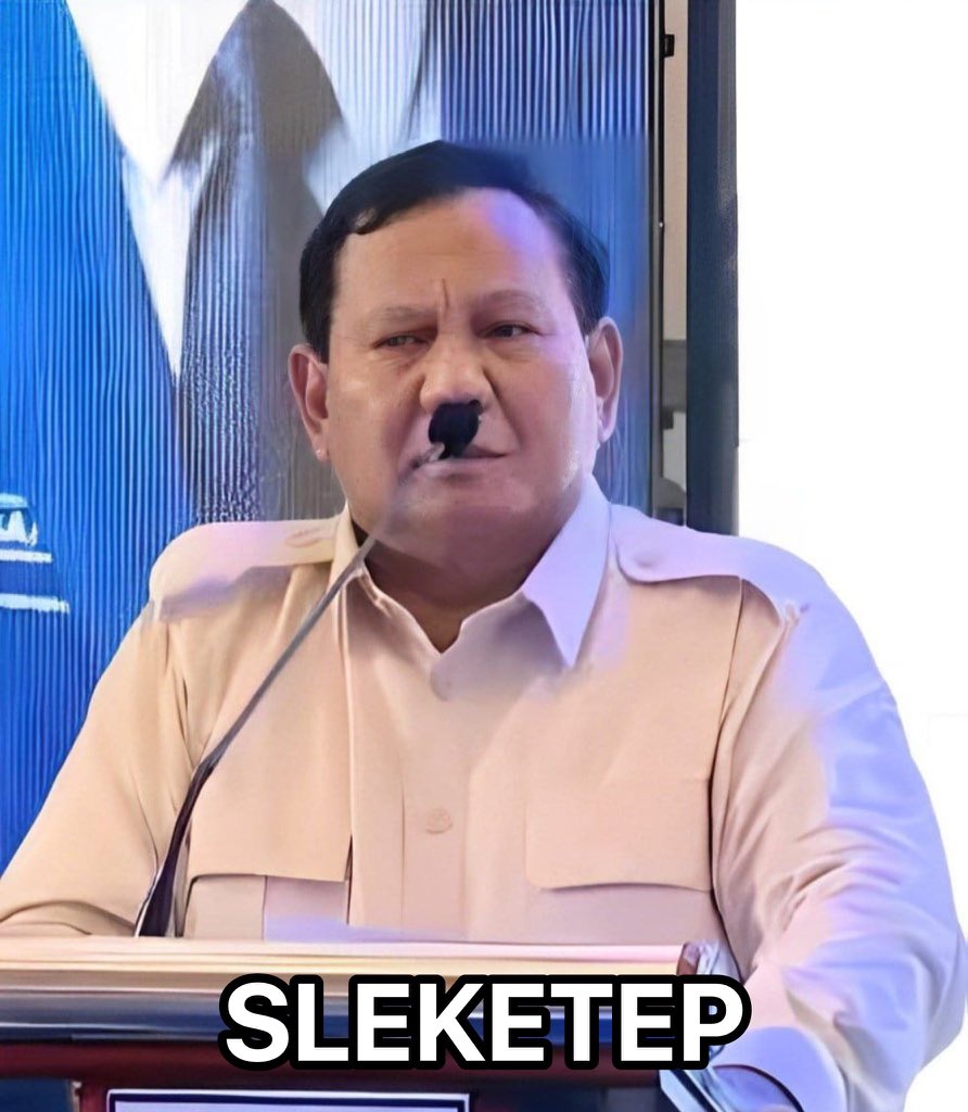 🂱 tweet media