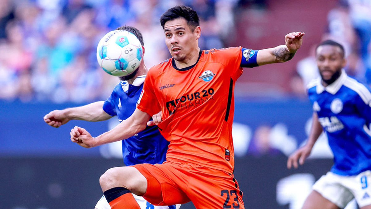 🚨🇽🇰 Jetzt könnte alles schnell gehen: Pacarada vor Wechsel! Obermair Deal zeitnah möglich - 700.000€ fehlen!

Pacarada: FC kassiert niedrige sechsstellige Ablöse, Angebote aus 2. Bundesliga + Struber

Obermair: Alles spricht für einen Wechsel. Mit Florian Dietz ein weiterer