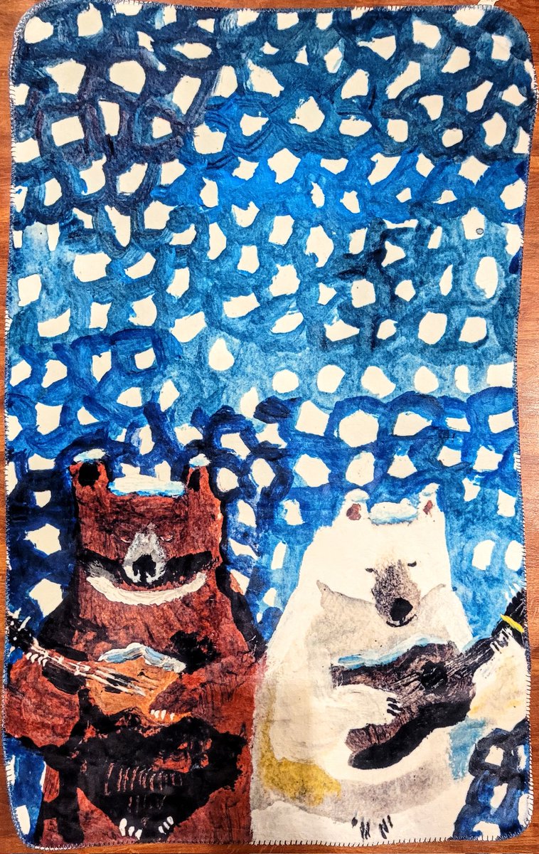 暑さ寒さも彼岸まで・・は最早過去。灼熱の日々はまだまだ続きそう。そんな中、早くもブランケットが入荷し始めてしまいました。以前こちらにアップしたマットやその後入荷した座布団も好評な作家「KOTETU」さんの味のあるイラストが全面に。伝え忘れてましたが藤代鼓哲さんがまだ中学生という衝撃。