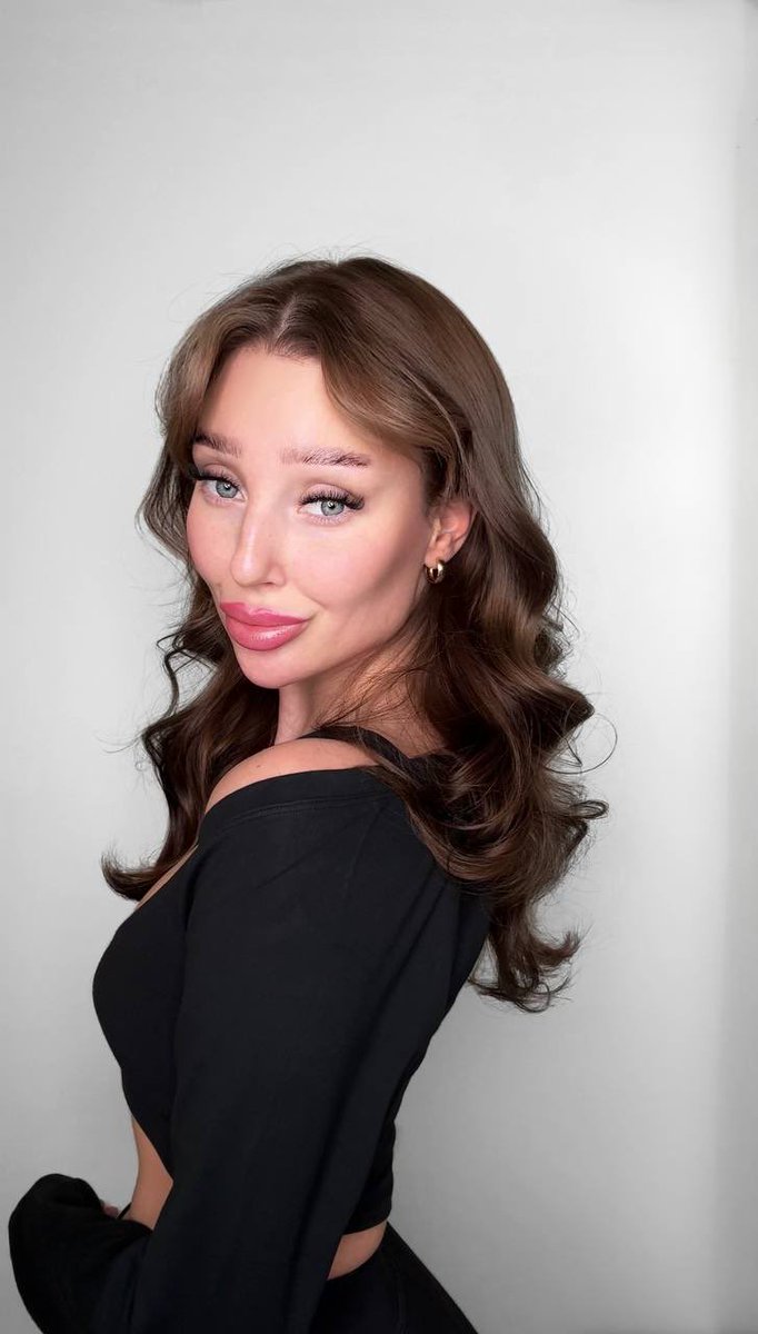 Ale käynnissä mun sivuilla 💋
Donnaisadora.com