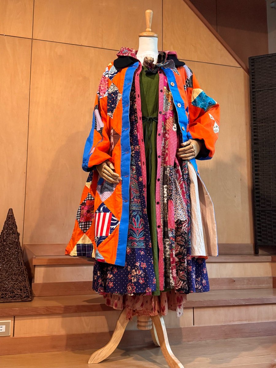 本日より8/30までcreema限定で夏のセールがスタートしました。
夏物のみでなく、秋冬ものを含めた出品商品が全てセール対象ですので是非チェックしてみて下さいませ^^

creema.jp/c/sayo_cafe/it…