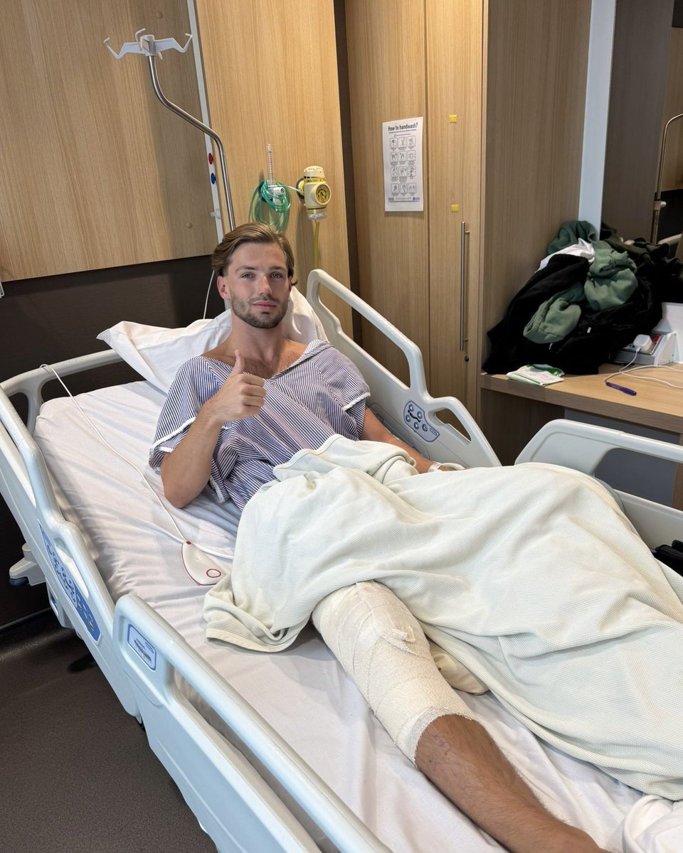 Surgery ✅

The road to recovery has already started and we’ll be with you for every step, Tabs ❤️

#CreweAlex