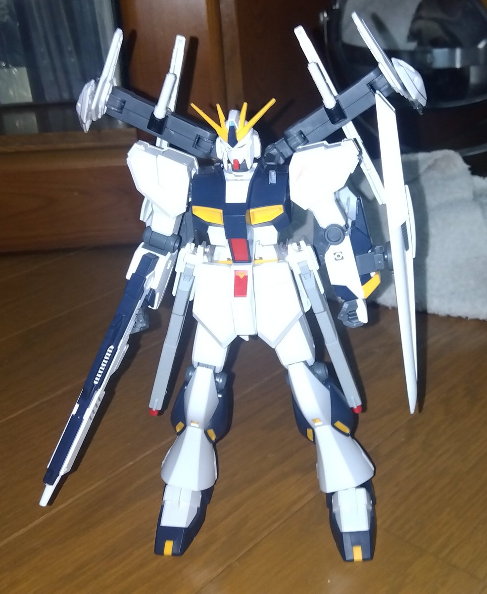 #おまえらのガンダムを見せてくれ
ガンダムν
※素立ちでｺﾞﾒﾝﾈ