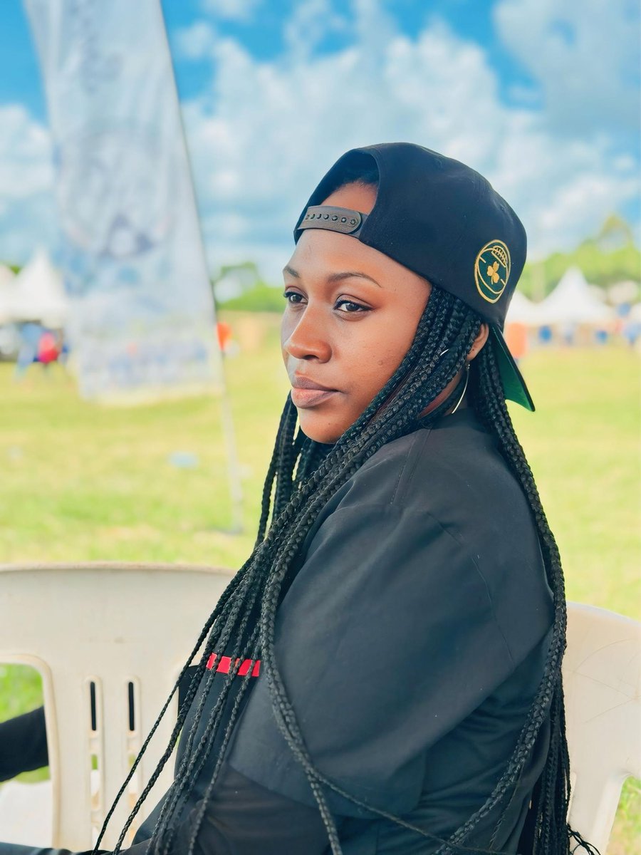 Make it a habit to talk about blessings more than burdens. Where focus goes,energy flows!
#Astar95LiveInGirlRisingConcert