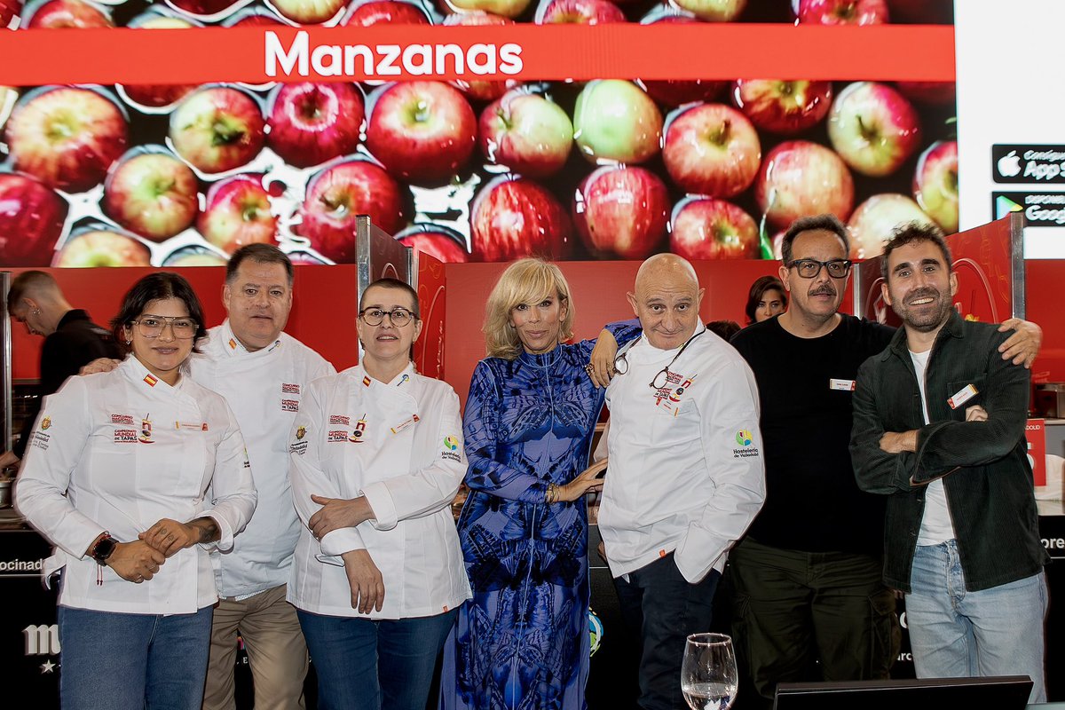 ES: ¿Quiénes serán los jurados de esta edición?
Pronto conoceréis los rostros de chefs y celebridades que estarán este año en la Cúpula del Milenio.
EN: Who will be on the jury this year?
Soon, you’ll discover the chefs and celebrities joining us at the Cúpula del Milenio.