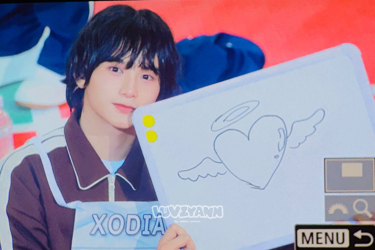 250825 😚💖

#XODIAC #소디엑 #ZAYYAN #자얀