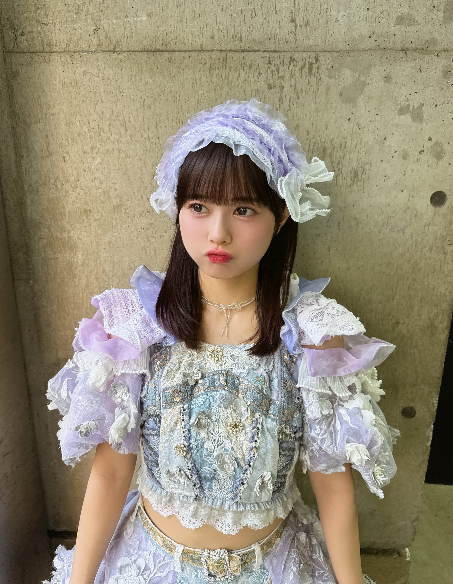 ババババンビ紫色担当 近藤沙瑛子写真 L版3枚サイン入チェキ20枚ライブ日記4枚 ババババンビ】の紫色担当・近藤沙瑛子の1st写真集が2025年1月22