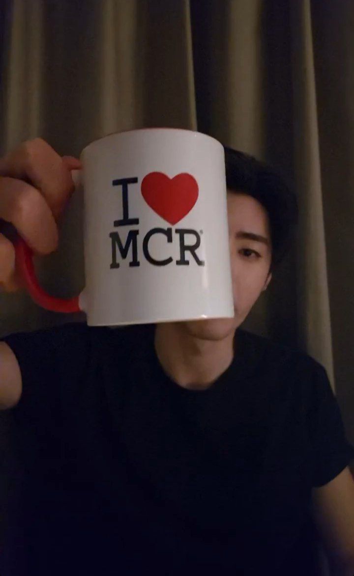 extrenweiut's tweet image. i love my chemical romance