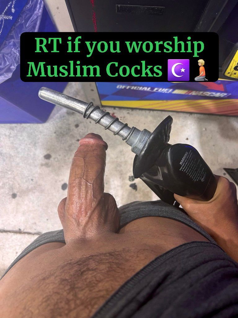 I can't stop gooning to their superior meatsticks 🥺😩