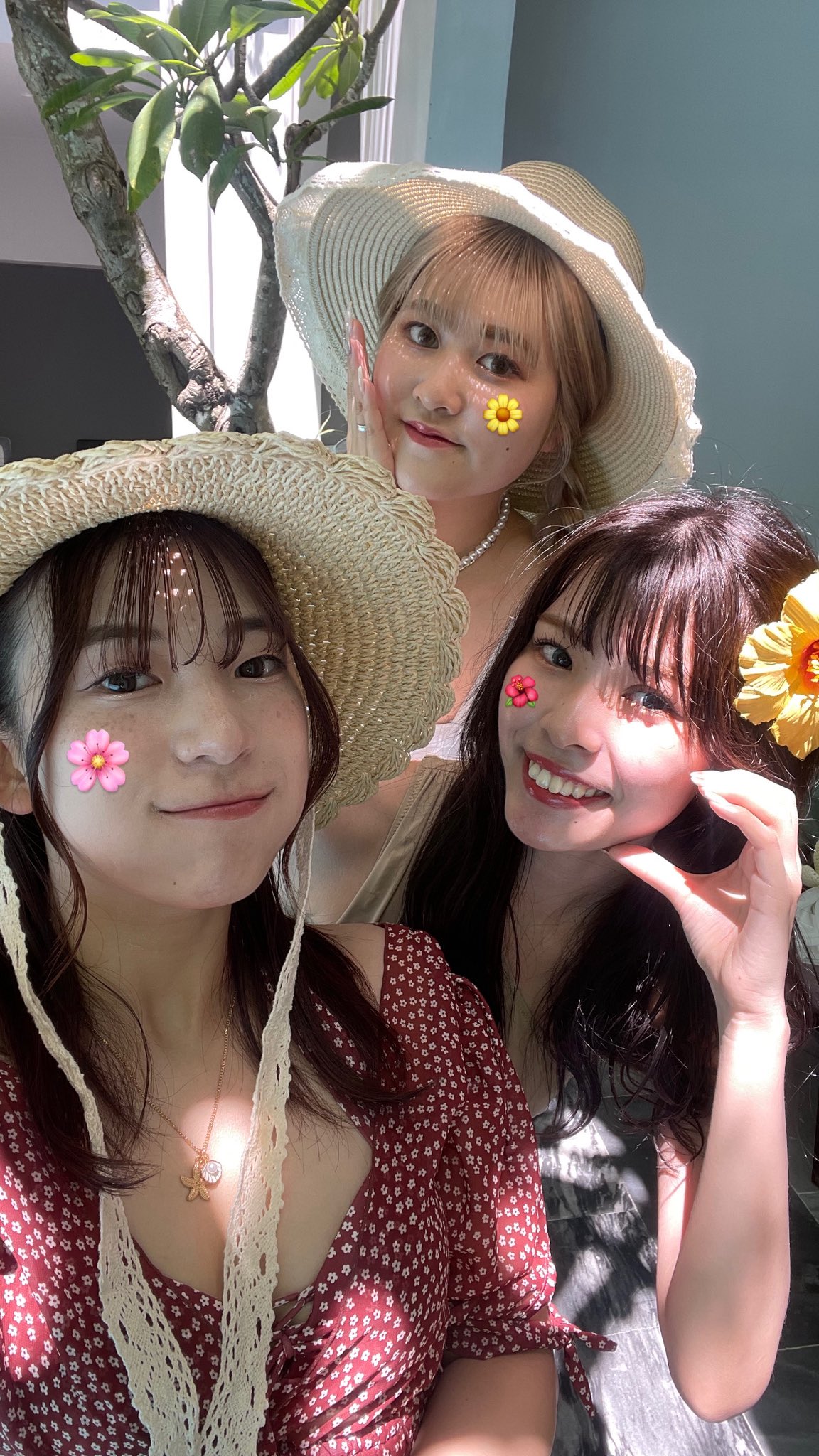 【✳︎toto✳︎さま】vintage ୨୧ * 雪降るクリスマス かわいい姉妹 yukino on X: 