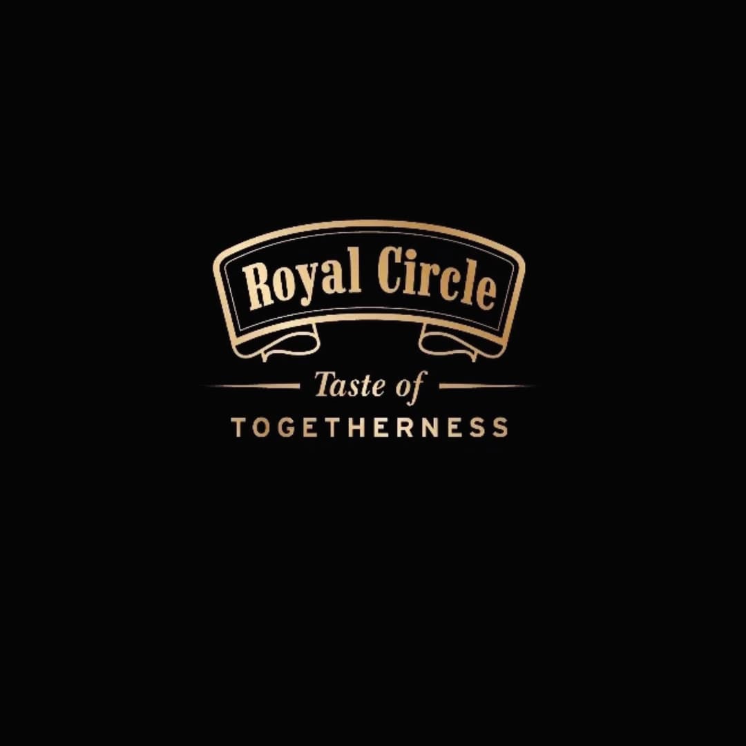 GandTke's tweet image. Lowkey facts: real premium takes time ⏳… Royal Circle ain’t rushed, that’s why every sip hits diff 💯🥃

👉 How do you like your Royal Circle?

 #RoyalCircle #TasteOfTogetherness #GandT #GandTKE