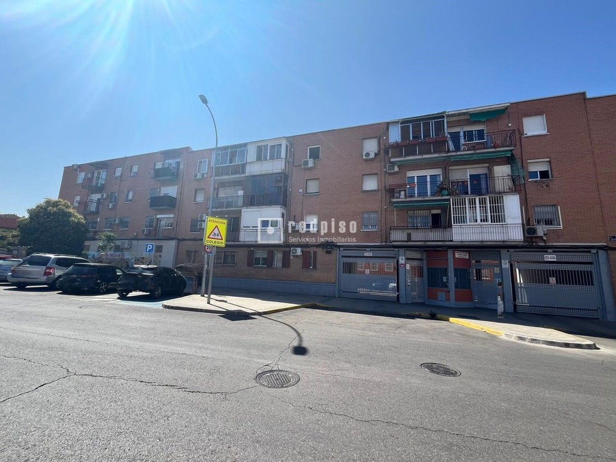 redpiso.es/inmueble/piso-… - Piso en venta en CALLE SIERRA GORDA, Casco Histórico de Vallecas, Villa de Vallecas-Ensanche y Santa Eugenia, Madrid, Madrid