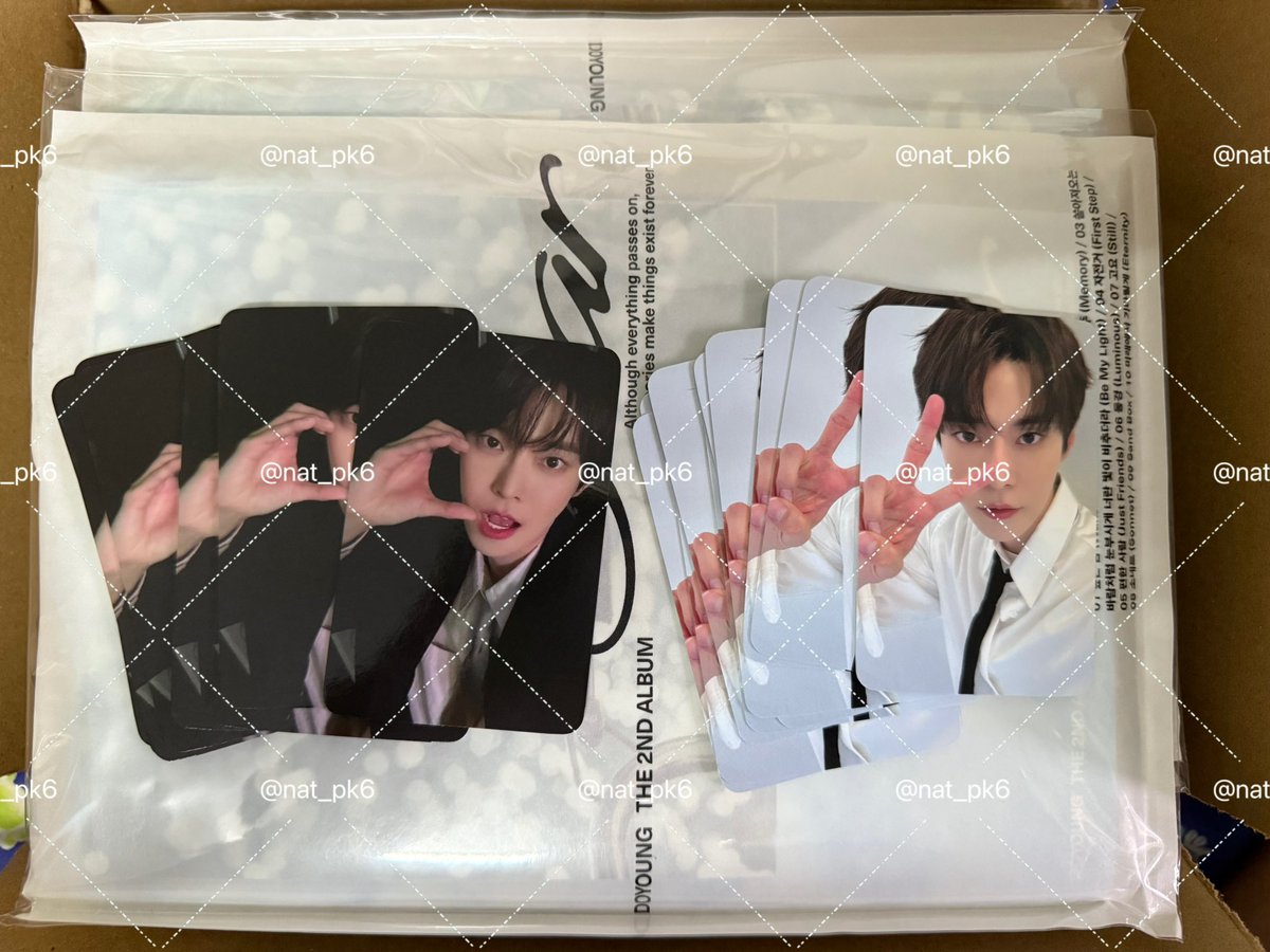 พร้อมส่ง✨

อัลบั้มโดยอง
Doyoung SOAR be my light ver. 
ไม่แกะ + POB HOK (เลือกการ์ดได้) 
อัลบั้มละ 150 บาท

📫 ค่าส่ง 50 บาท 
นัดรับหน้าคอนโดยองได้ทั้ง 2 วันค่ะ

 สอบถามเพิ่มเติม DM 

#ตลาดนัดnct 
#ตลาดนัดnct127
#ตลาดนัดโดปุ 
#Doyoung